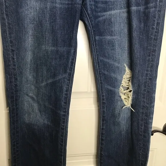 Madewell The Perfect Summer Jean: Destructed Edition Size 30.