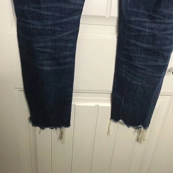 Madewell The Perfect Summer Jean: Destructed Edition Size 30.