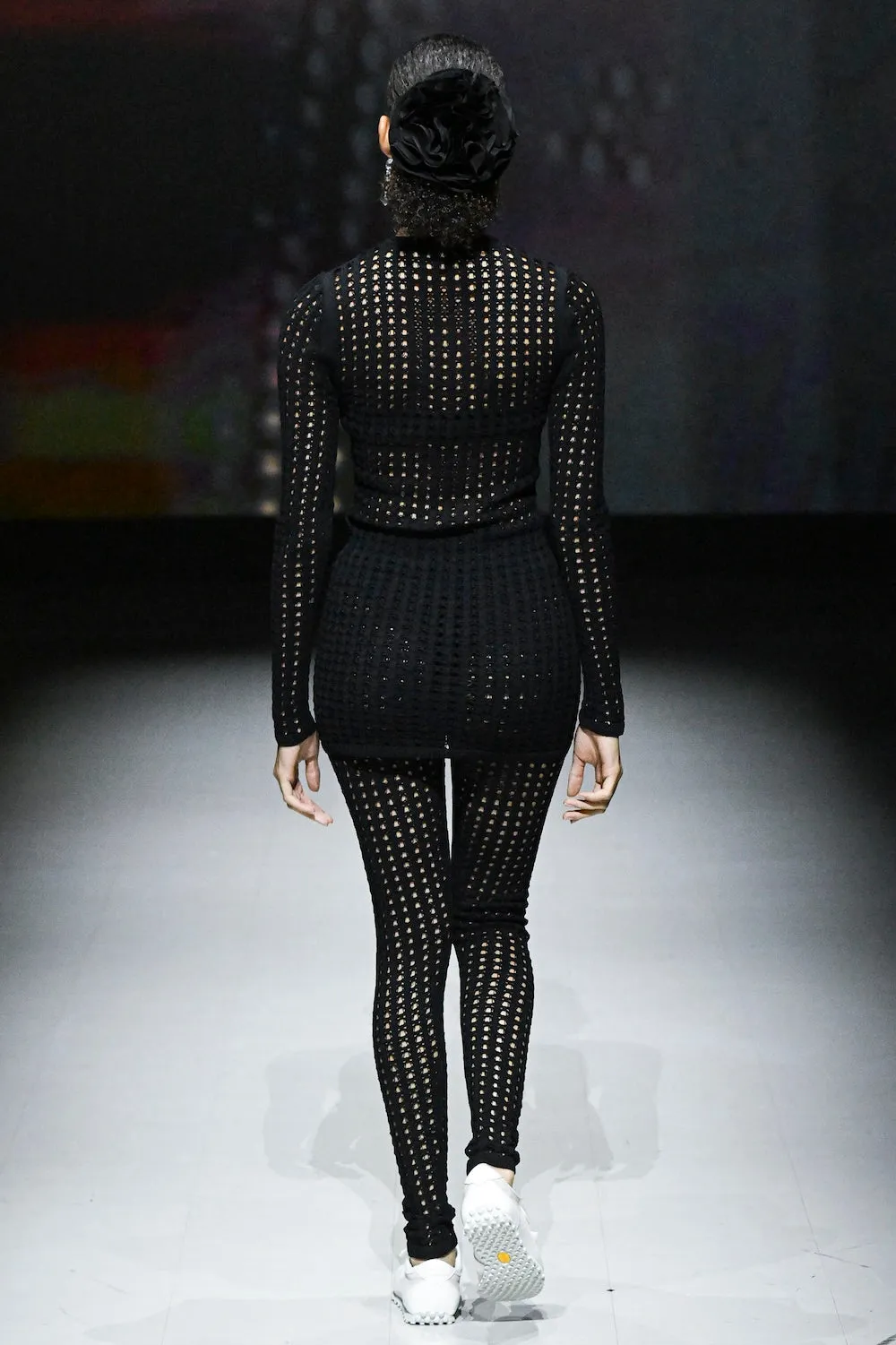 MESH KNIT LONG-SLEEVE TOP