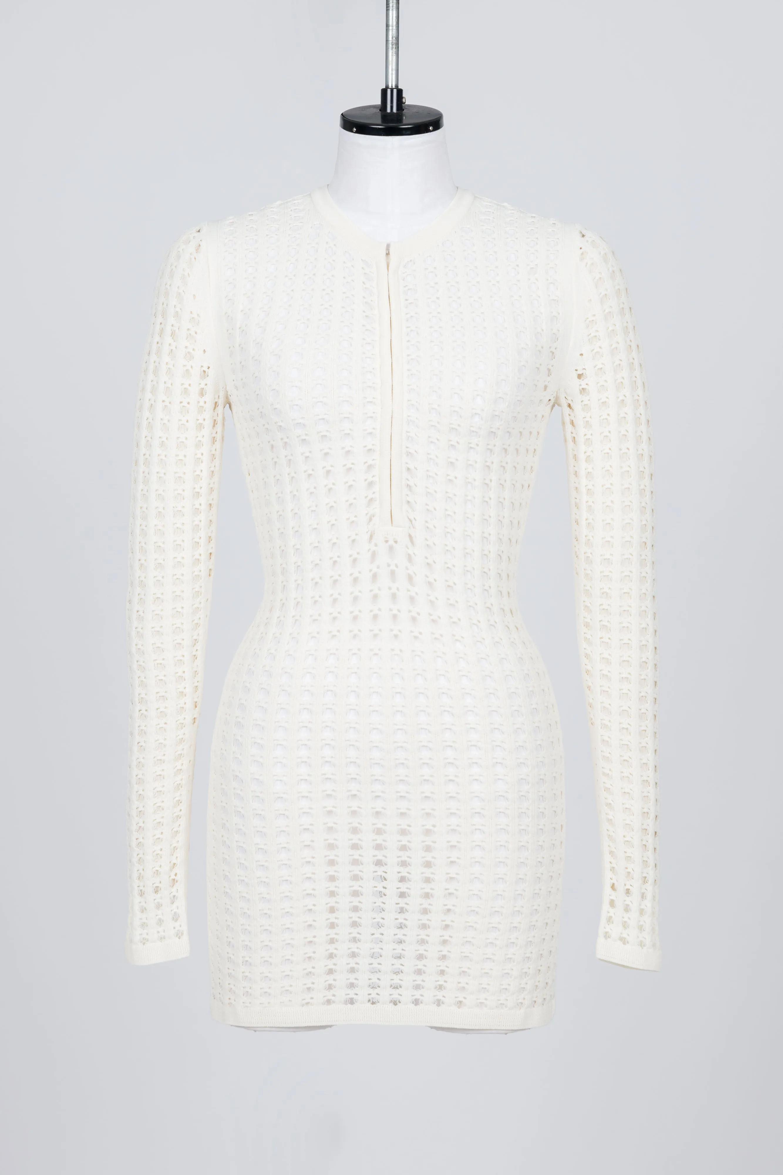 MESH KNIT LONG-SLEEVE TOP