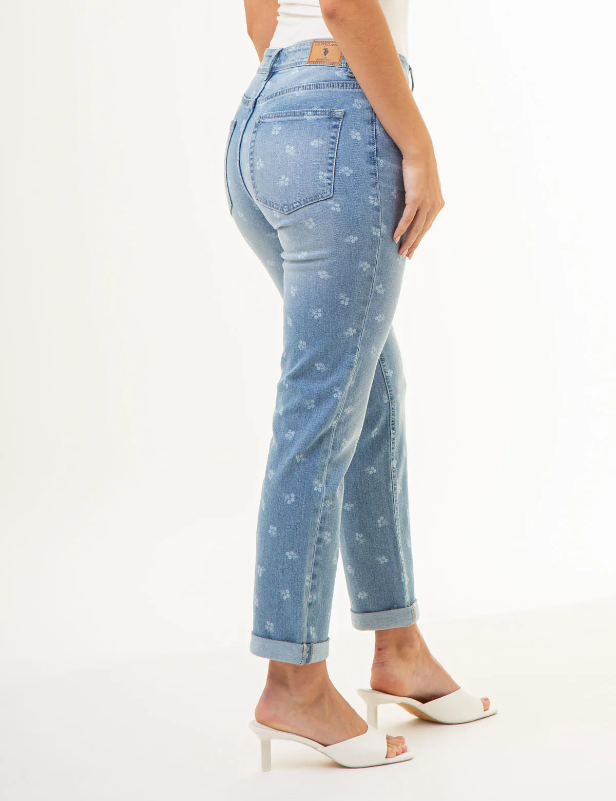 MID RISE BOYFRIEND JEANS