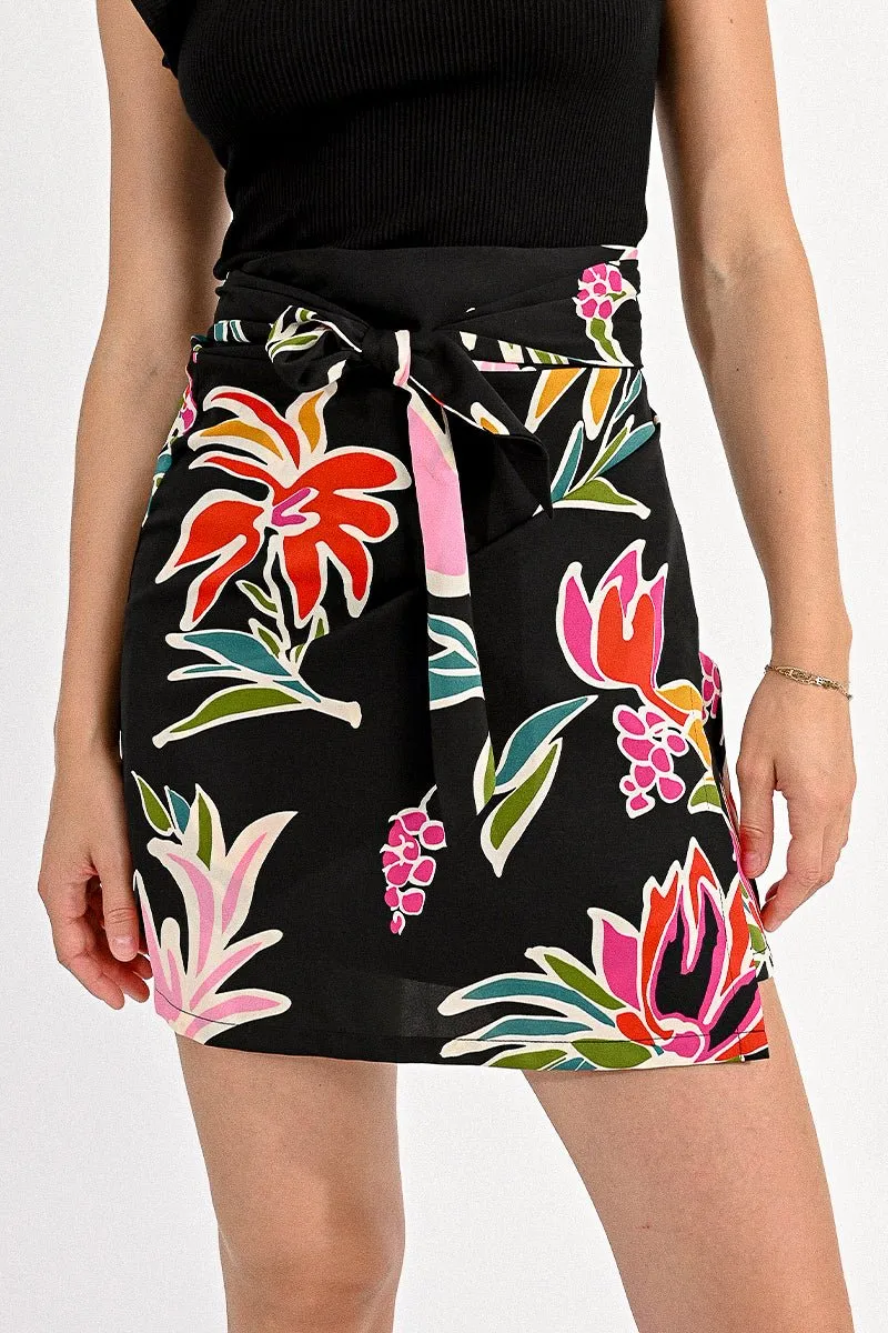 MINI WRAP BLACK BACKGROUND SKIRT