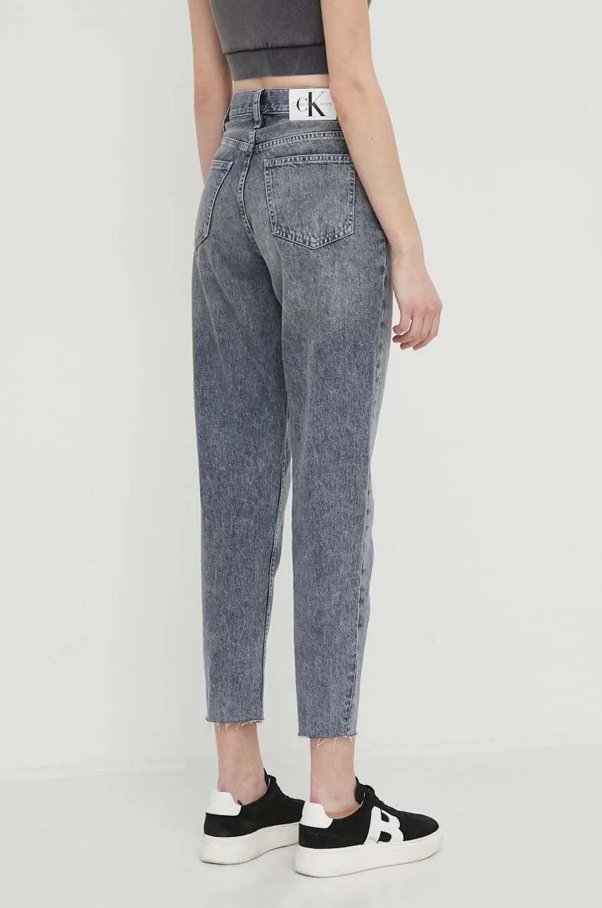 Mom Jean
