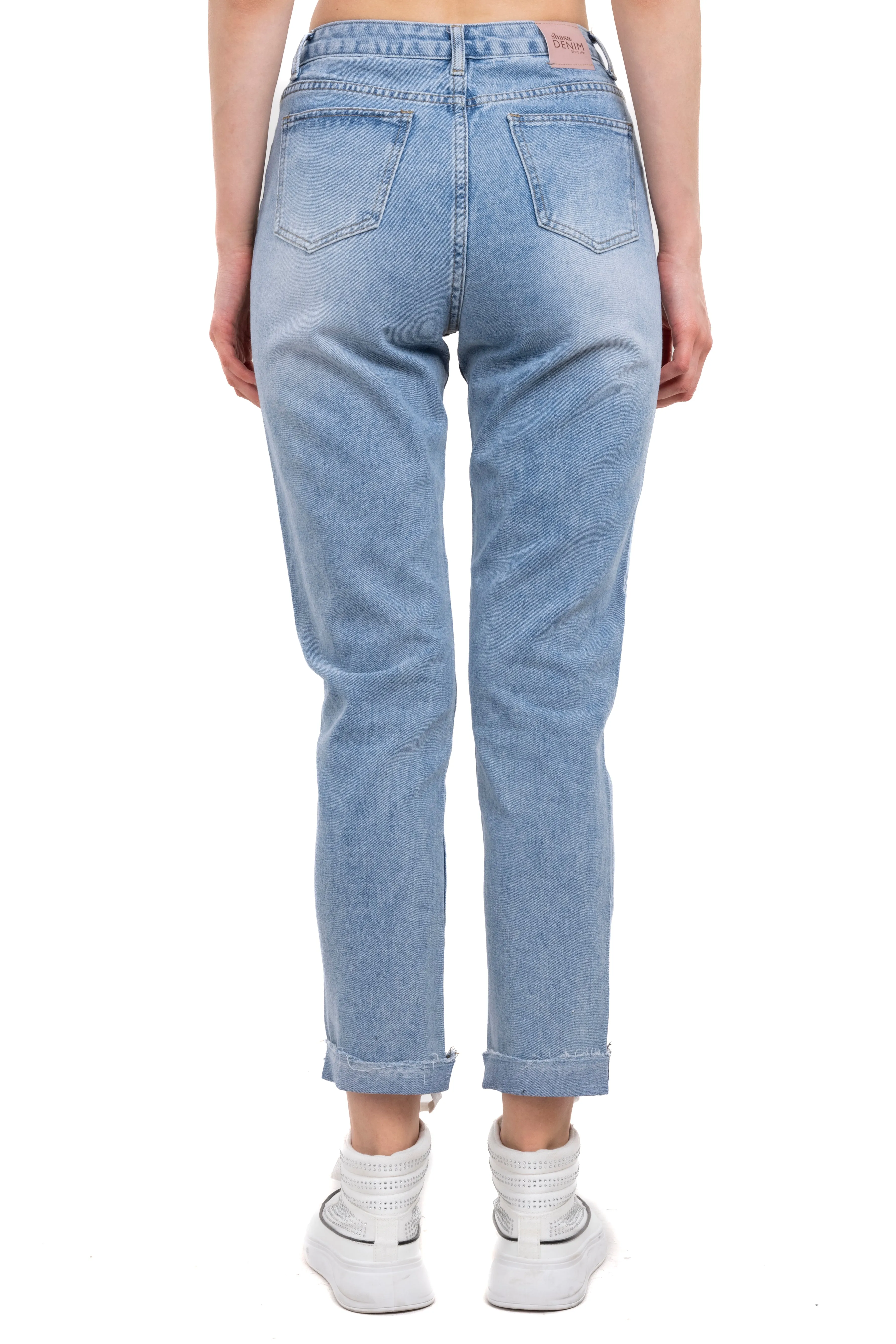 Mom jeans cintura alta bordado margaritas