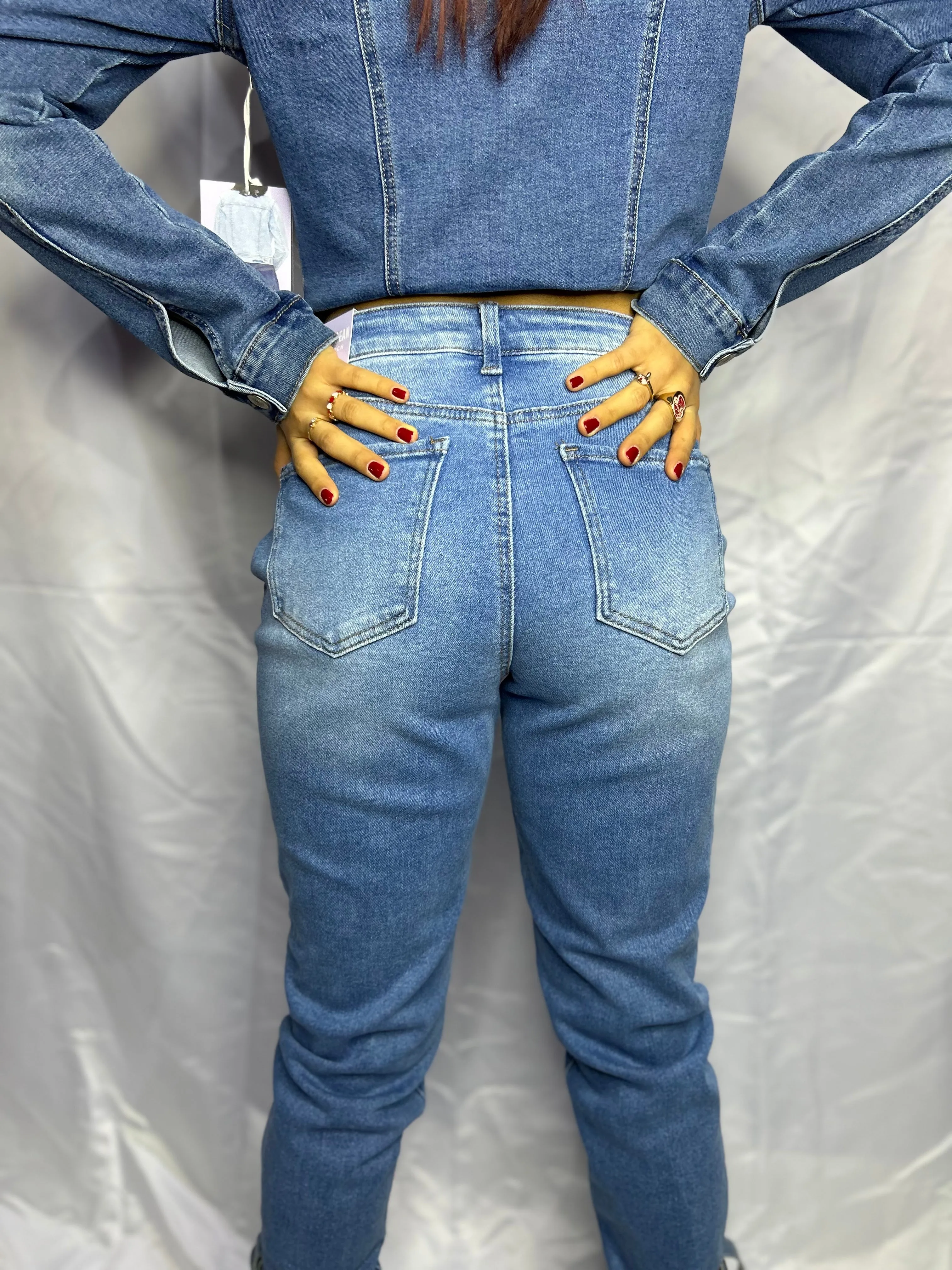 MOM JEANS WAX
