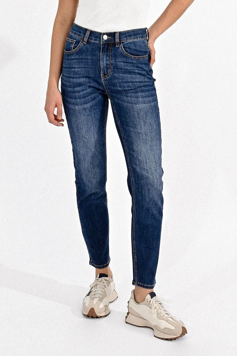 MOM JEANS