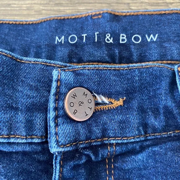Mott &amp; Bow Jeans Women 28 Dark Wash Boyfriend Classic Minimalist Capsule