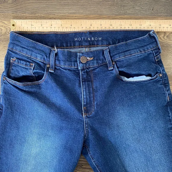 Mott &amp; Bow Jeans Women 28 Dark Wash Boyfriend Classic Minimalist Capsule