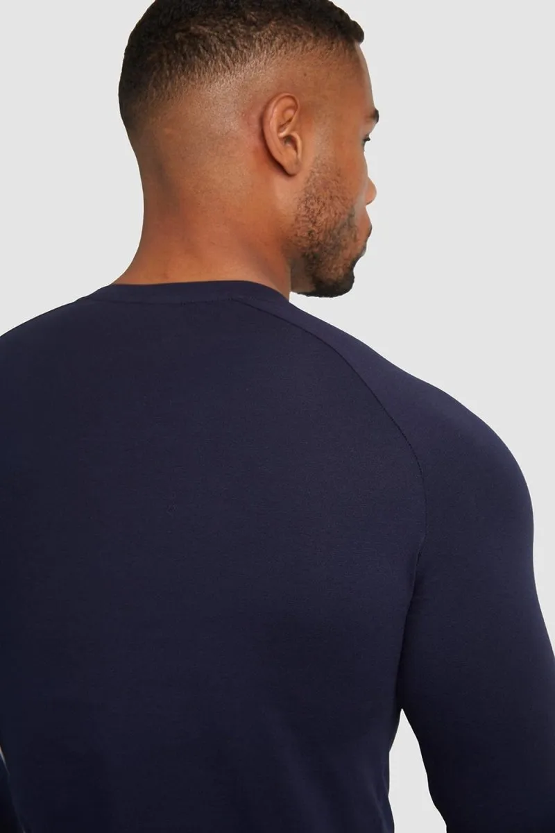 Muscle Fit T-Shirt in Navy