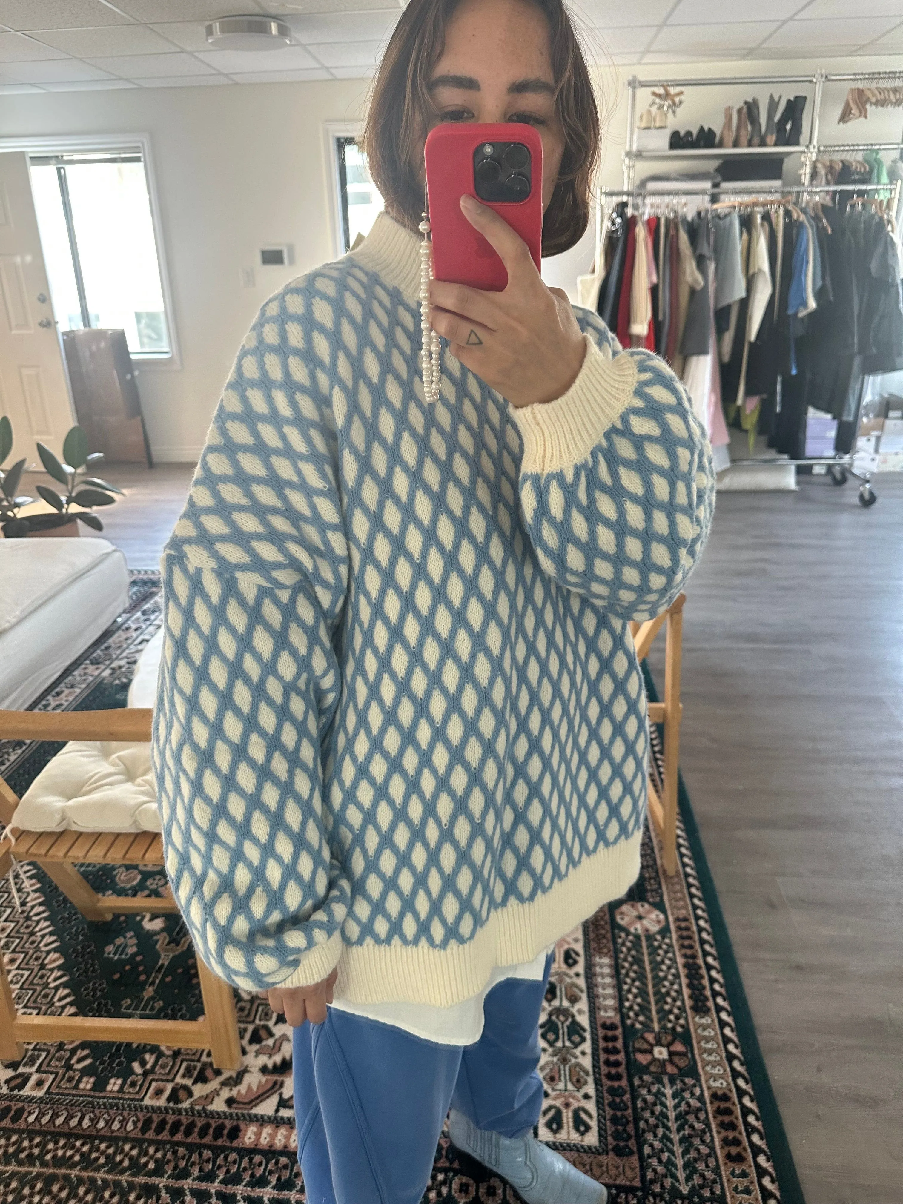 Nat Knit Sweater in White Blue