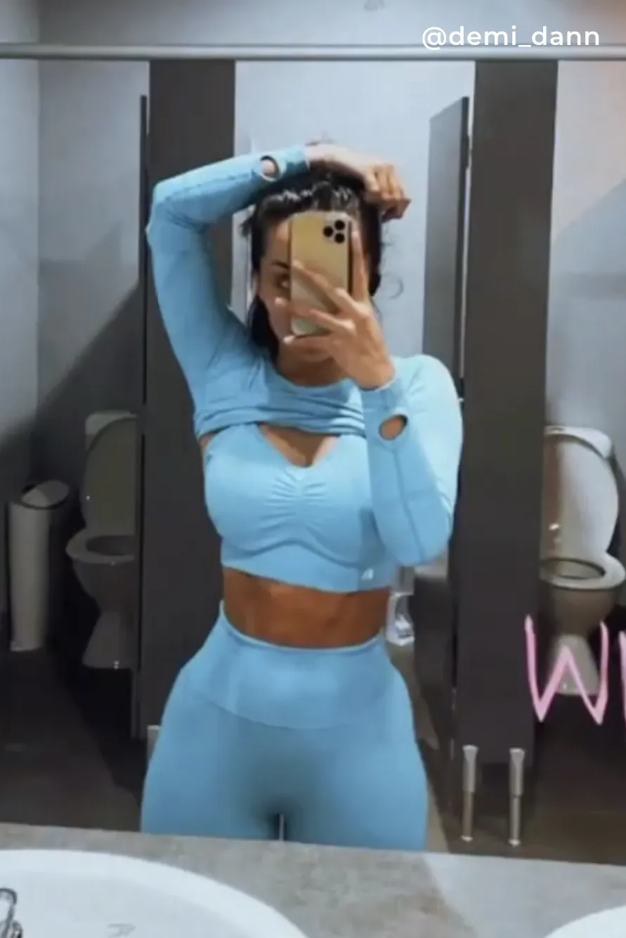Nicki Scrunch Crop Top Blue