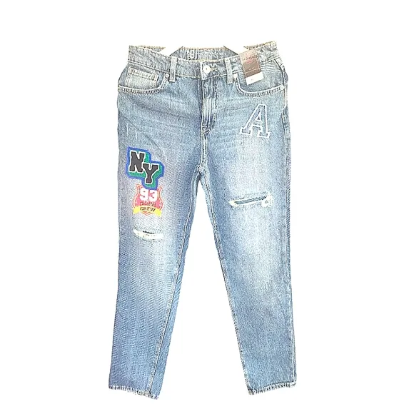 No Boundaries Medium Enzyme Juniors' Mom Jeans with NY 93 Denim Crew Patchwork