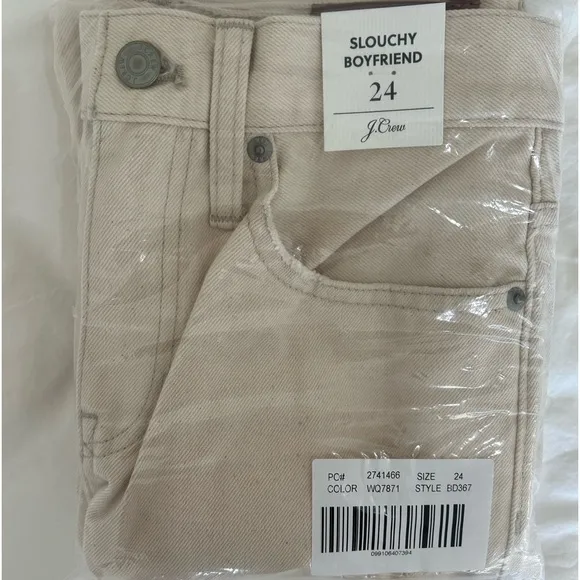 NWT J. Crew Slouchy Boyfriend Jean in Ecru