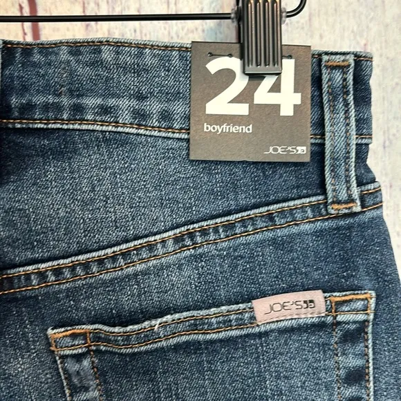 NWT Joe’s The Niki Distressed Boyfriend Jeans