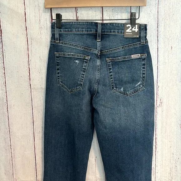 NWT Joe’s The Niki Distressed Boyfriend Jeans