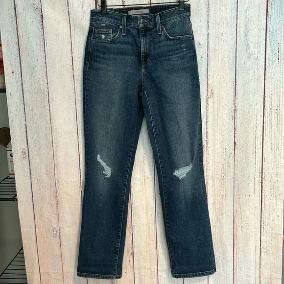 NWT Joe’s The Niki Distressed Boyfriend Jeans