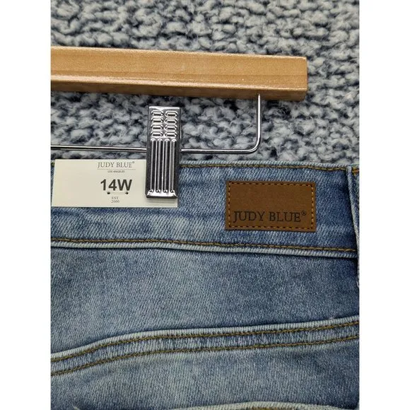 NWT Judy Blue Boyfriend Fit High Rise Jeans Womens 14W Stretch Distressed Blue
