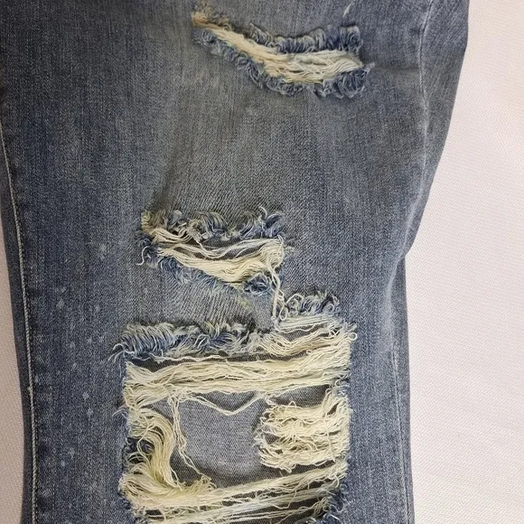 NWT Judy Blue brand&quot;The Totally Distressed Out&quot;Plus-size Boyfriend fit jeans 22W