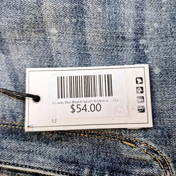 NWT Judy Blue brand&quot;The Totally Distressed Out&quot;Plus-size Boyfriend fit jeans 22W