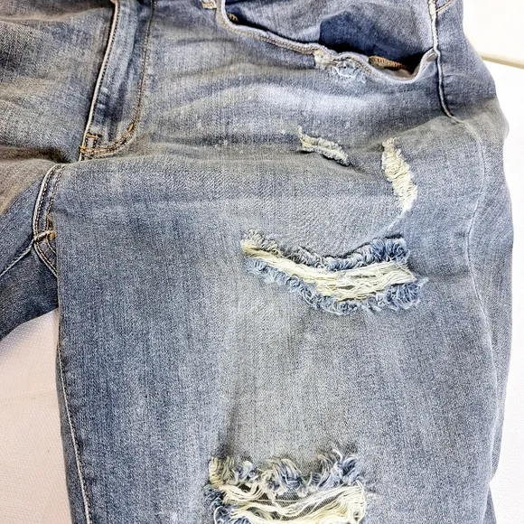 NWT Judy Blue brand&quot;The Totally Distressed Out&quot;Plus-size Boyfriend fit jeans 22W