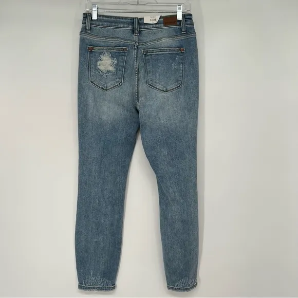 NWT Judy Blue Distressed High Rise Boyfriend Fit Jeans
