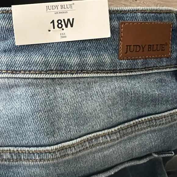 NWT JUDY BLUE YO MAMA DISTRESSED, DESTROYED BOYFRIEND BLUE JEANS SIZE 18…