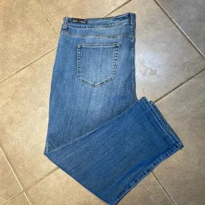 NWT Liverpool Slim Boyfriend Jeans! Size 24W