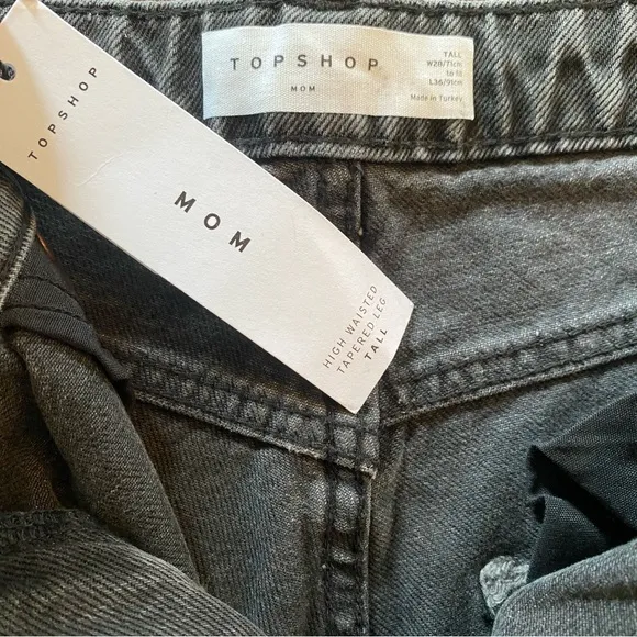 NWT Top Shop Mom Jeans 6 / 28 Distressed Tapered Leg Tall Black