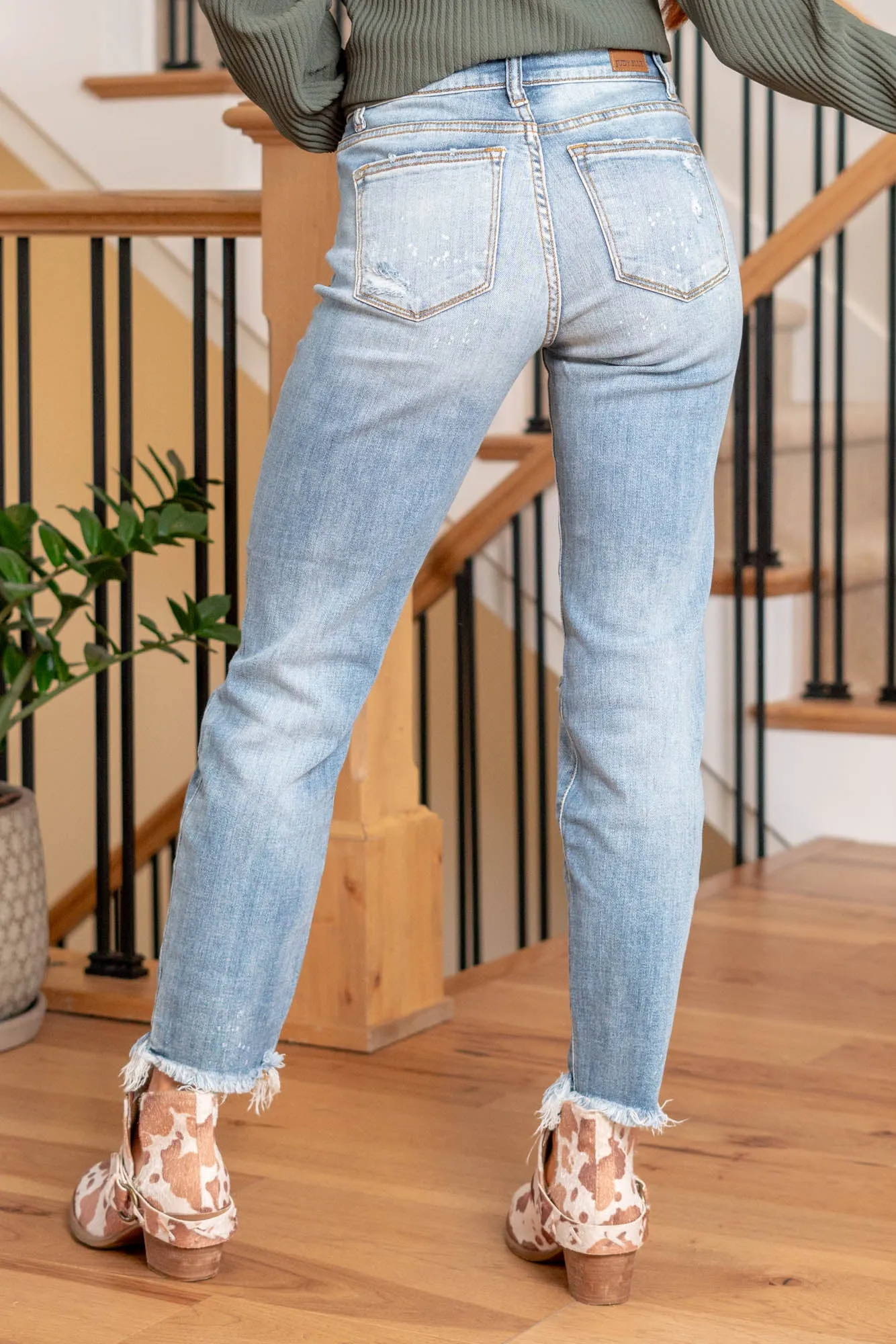 Plus Size Monroe Mid Rise Ripped Boyfriend Mom Jeans