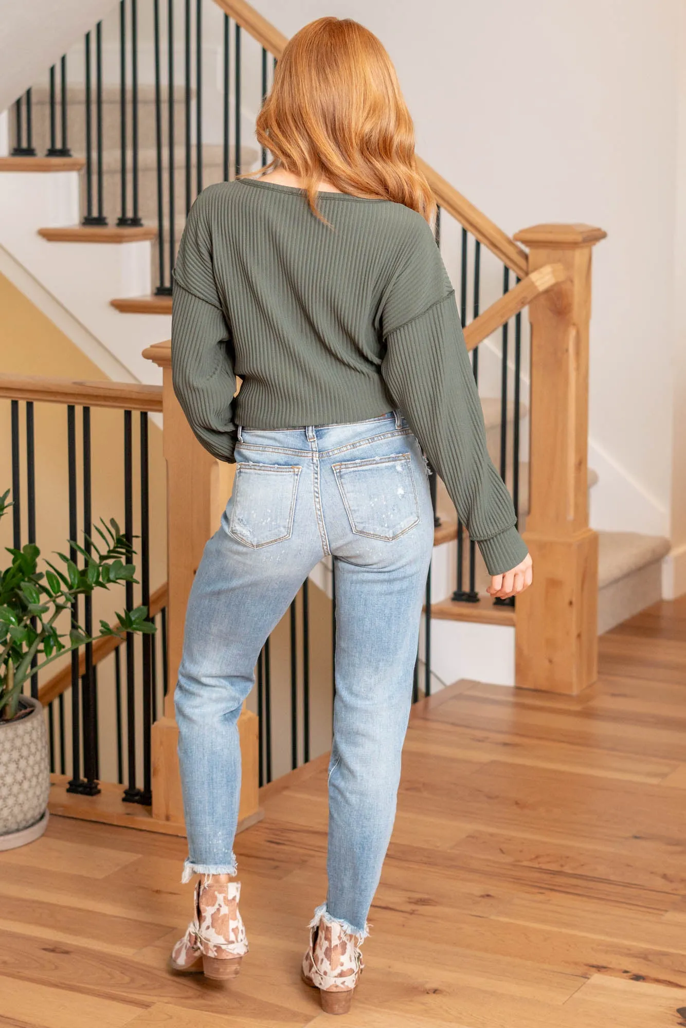 Plus Size Monroe Mid Rise Ripped Boyfriend Mom Jeans