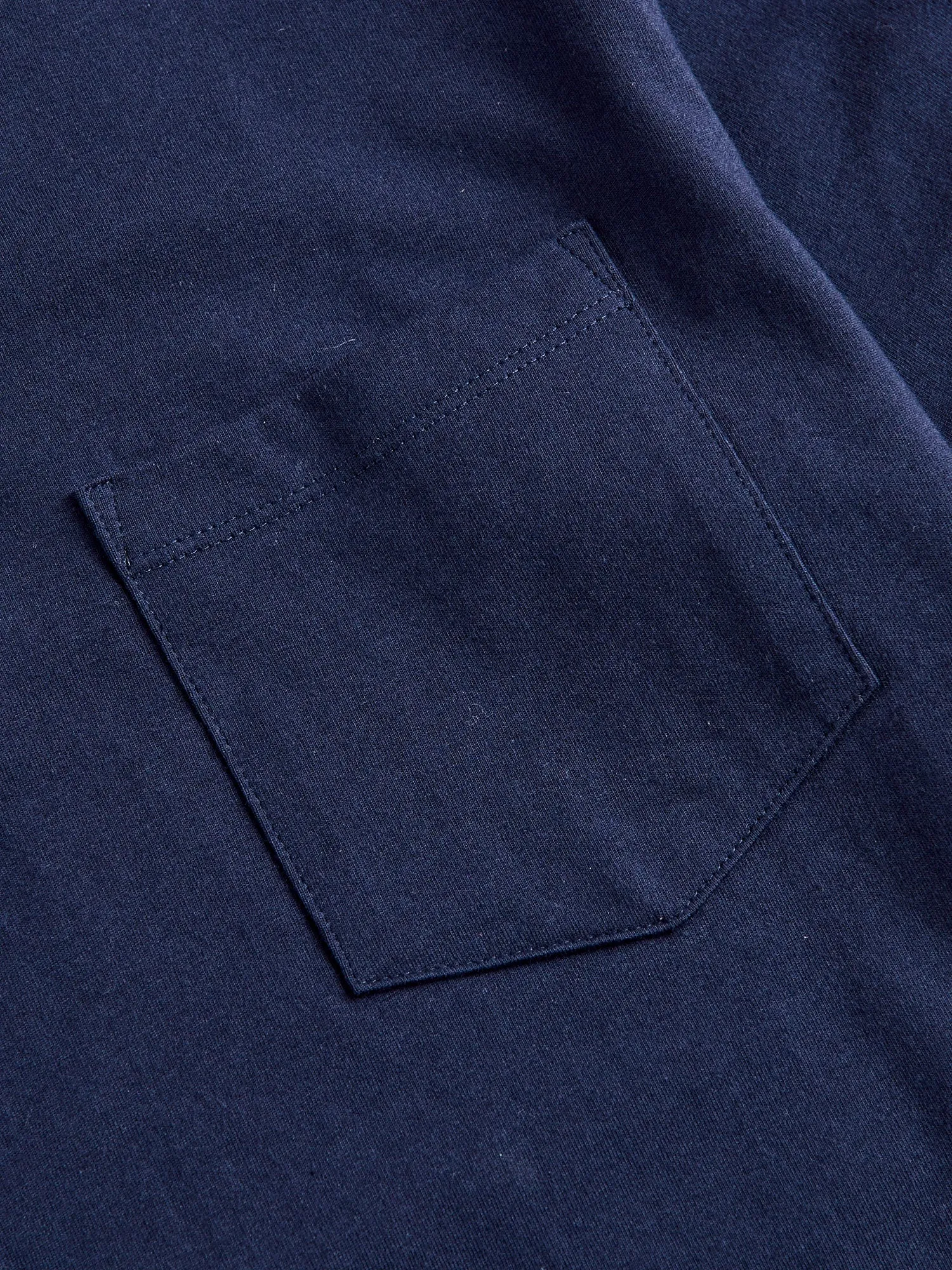 Pocket T-Shirt in Navy