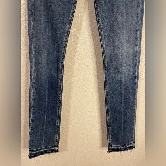 Rag &amp; Bone The Dre Low Rise Slim Boyfriend Blue Jeans in Coopers