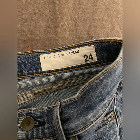 Rag &amp; Bone The Dre Low Rise Slim Boyfriend Blue Jeans in Coopers