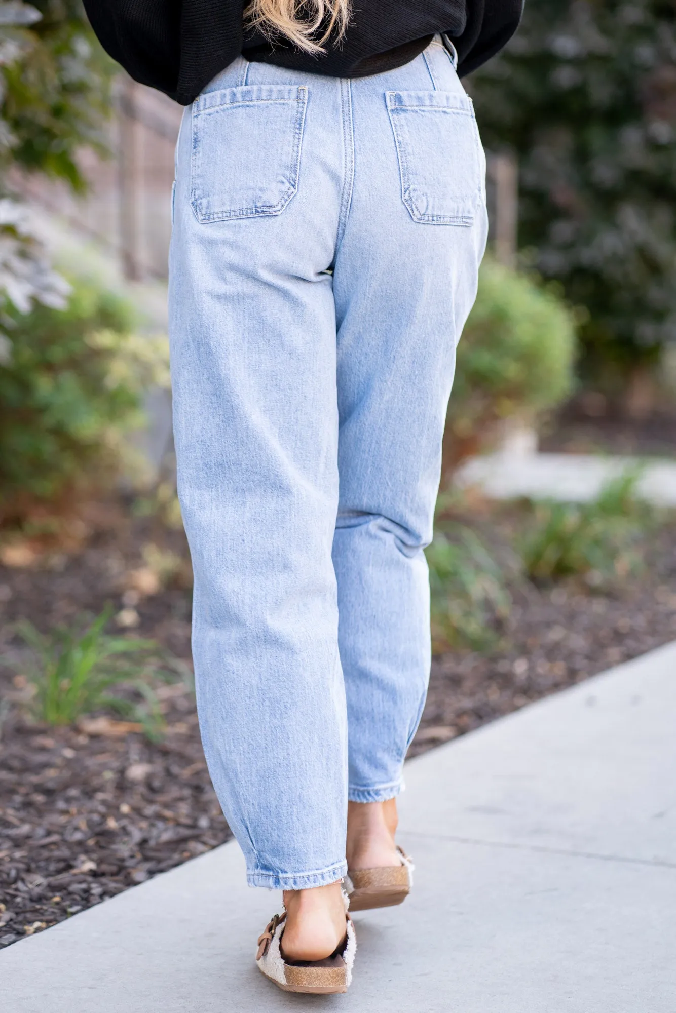 Rea Ultra High Rise Wide Tapered Fit Jeans
