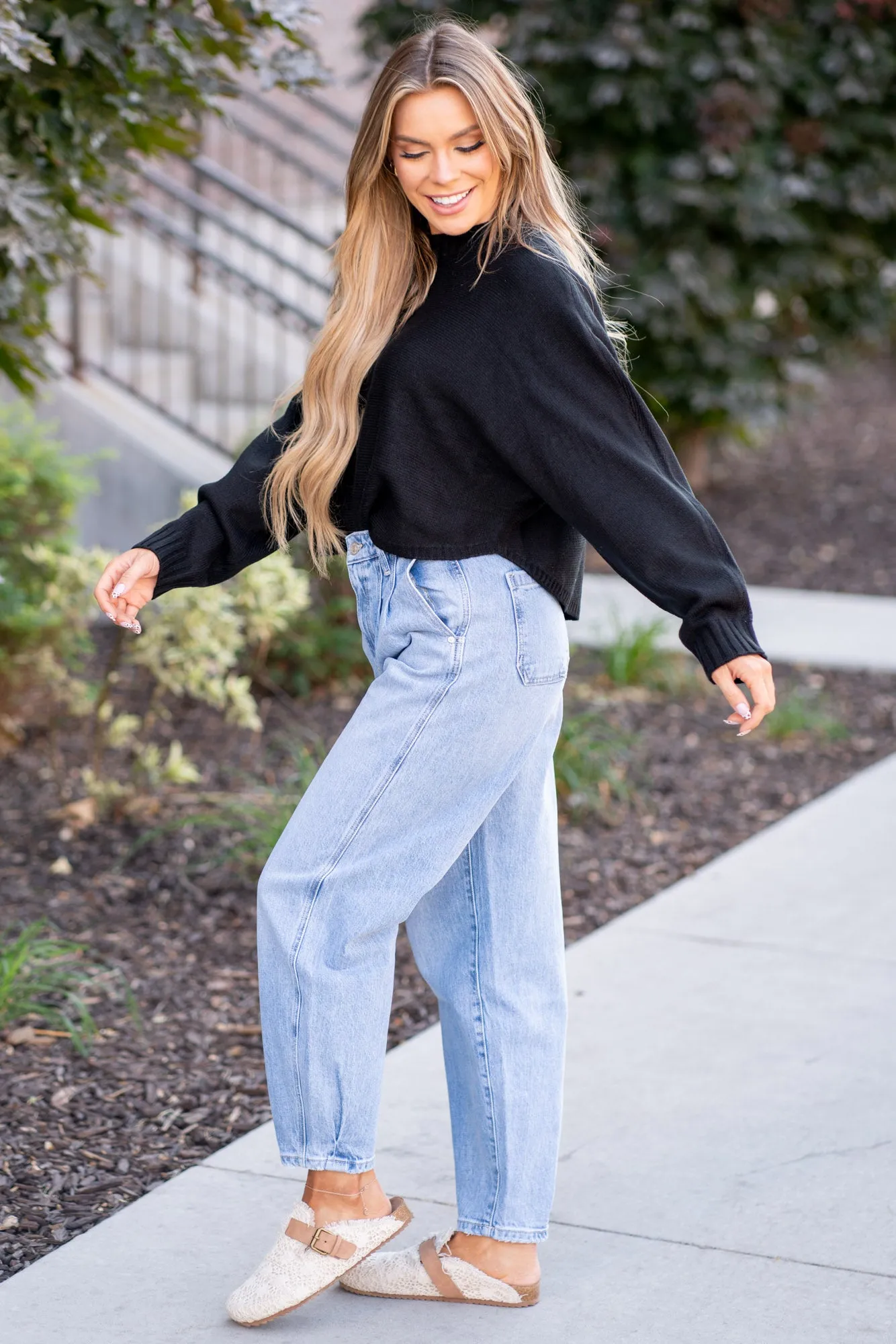 Rea Ultra High Rise Wide Tapered Fit Jeans