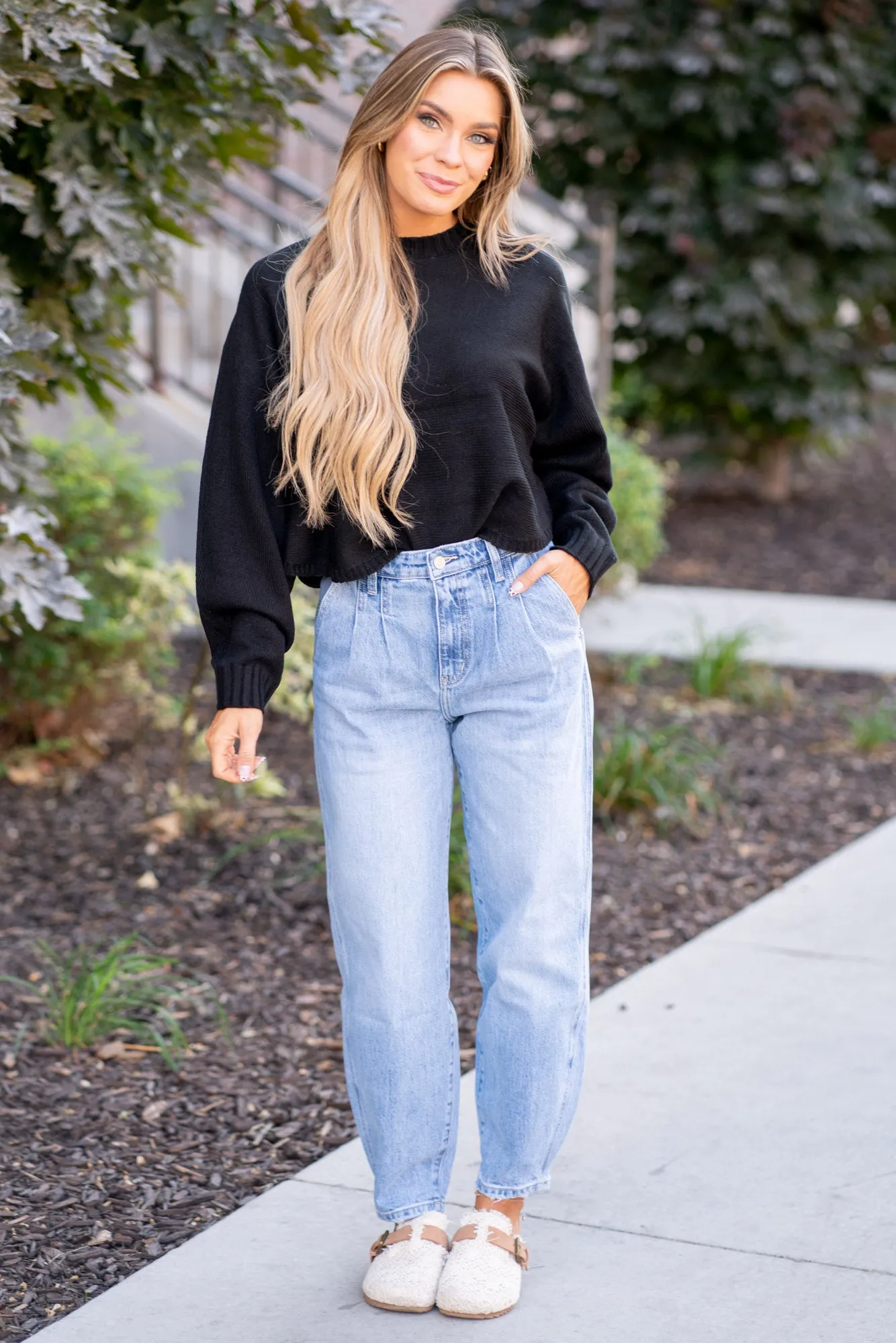 Rea Ultra High Rise Wide Tapered Fit Jeans