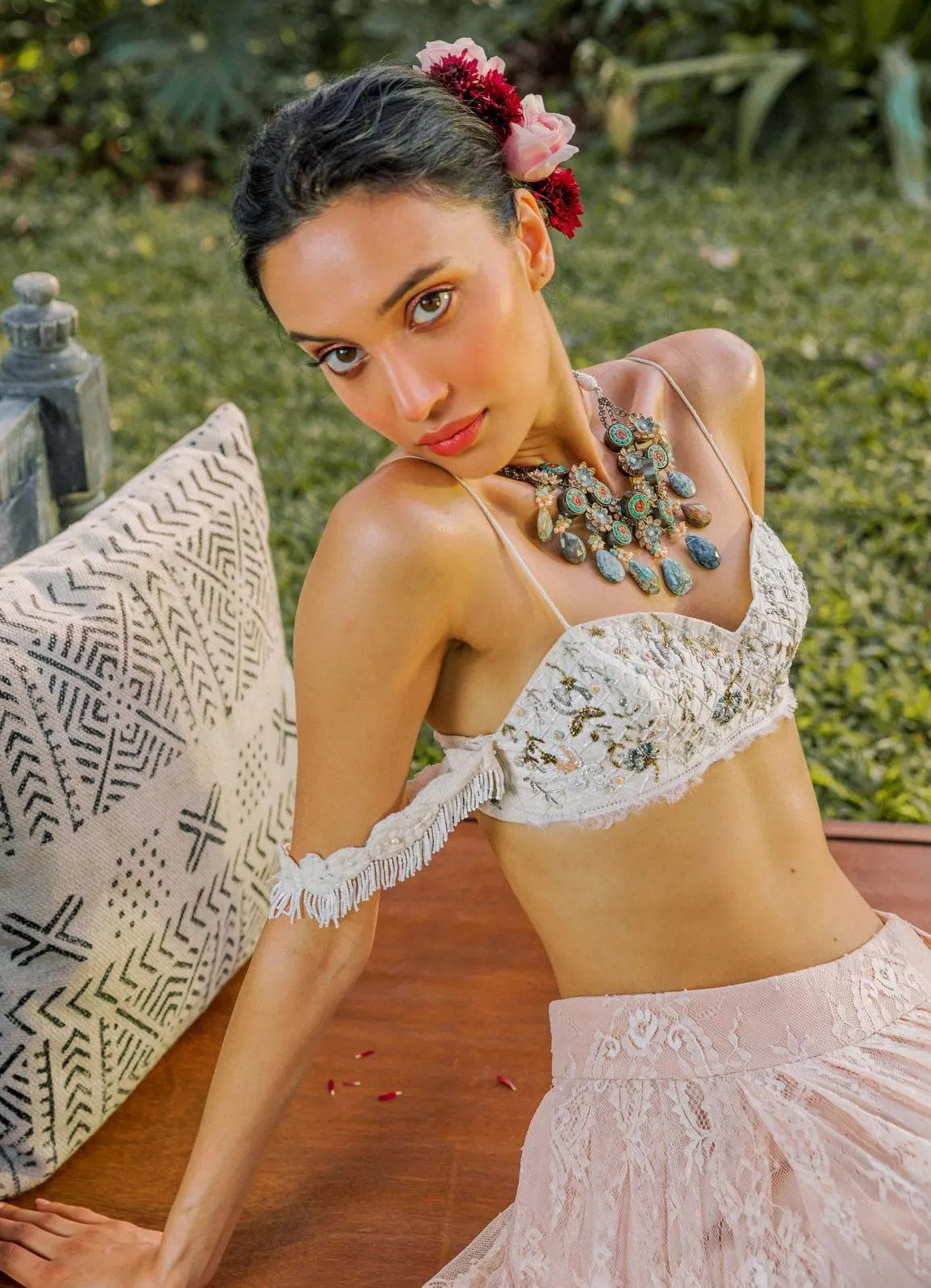 Rose Pearl And Ivory Set