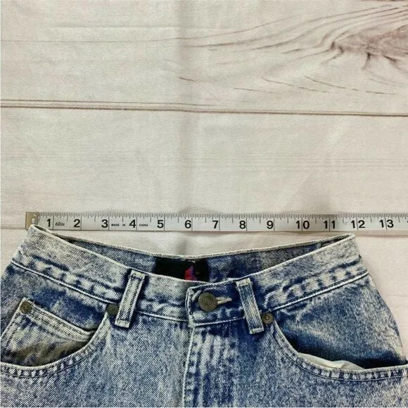 Sasson Vintage Y2K Acid Wash Mom Jeans Size 4