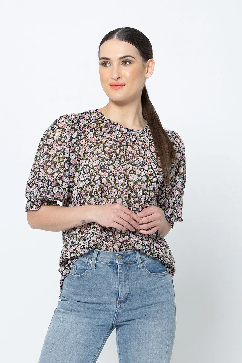 Seeking Lola | Magnificent Top