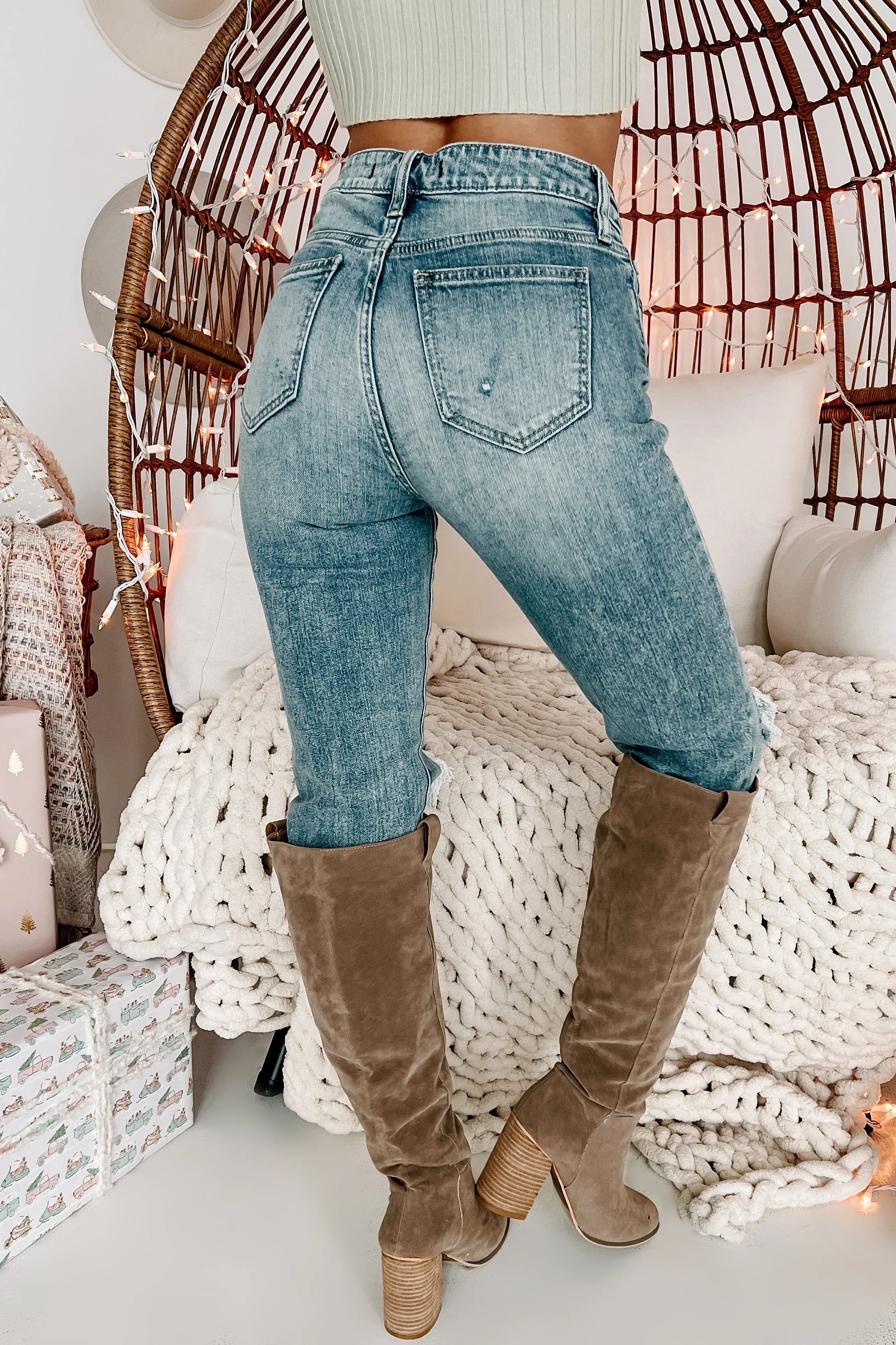 Setting Boundaries Eunina High Rise Distressed Mom Jeans (Medium)