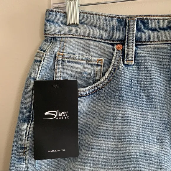 Silver Jeans 90s Mom Cuffed High Rise Light Indigo Wash Shorts Multi Sizes NWT