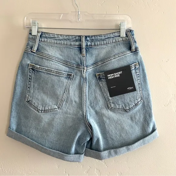 Silver Jeans 90s Mom Cuffed High Rise Light Indigo Wash Shorts Multi Sizes NWT