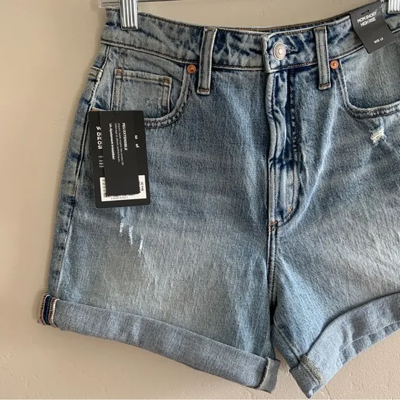 Silver Jeans 90s Mom Cuffed High Rise Light Indigo Wash Shorts Multi Sizes NWT