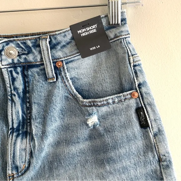 Silver Jeans 90s Mom Cuffed High Rise Light Indigo Wash Shorts Multi Sizes NWT