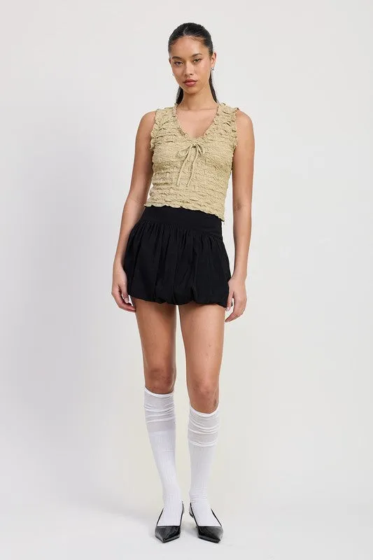SLEEVELESS RUFFLE TOP
