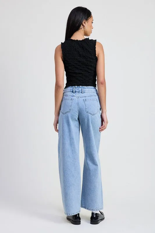 SLEEVELESS RUFFLE TOP