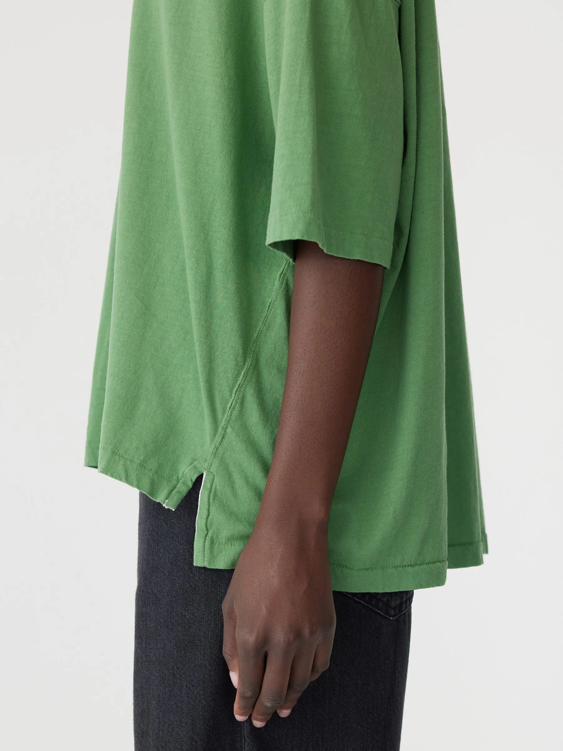 SLOUCH SIDE STEP T-SHIRT - FERN