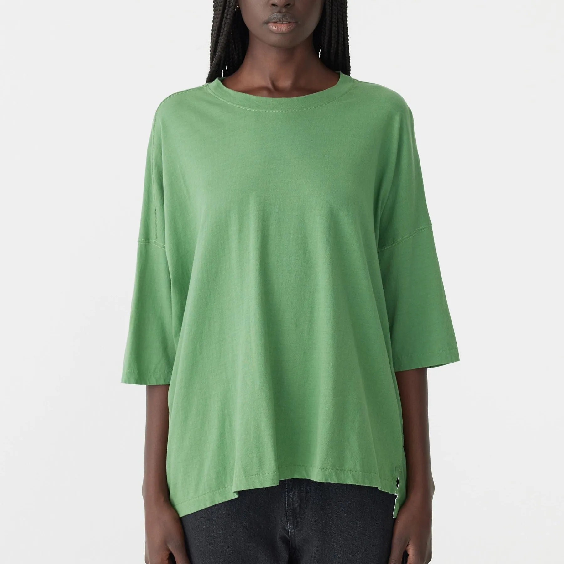 SLOUCH SIDE STEP T-SHIRT - FERN