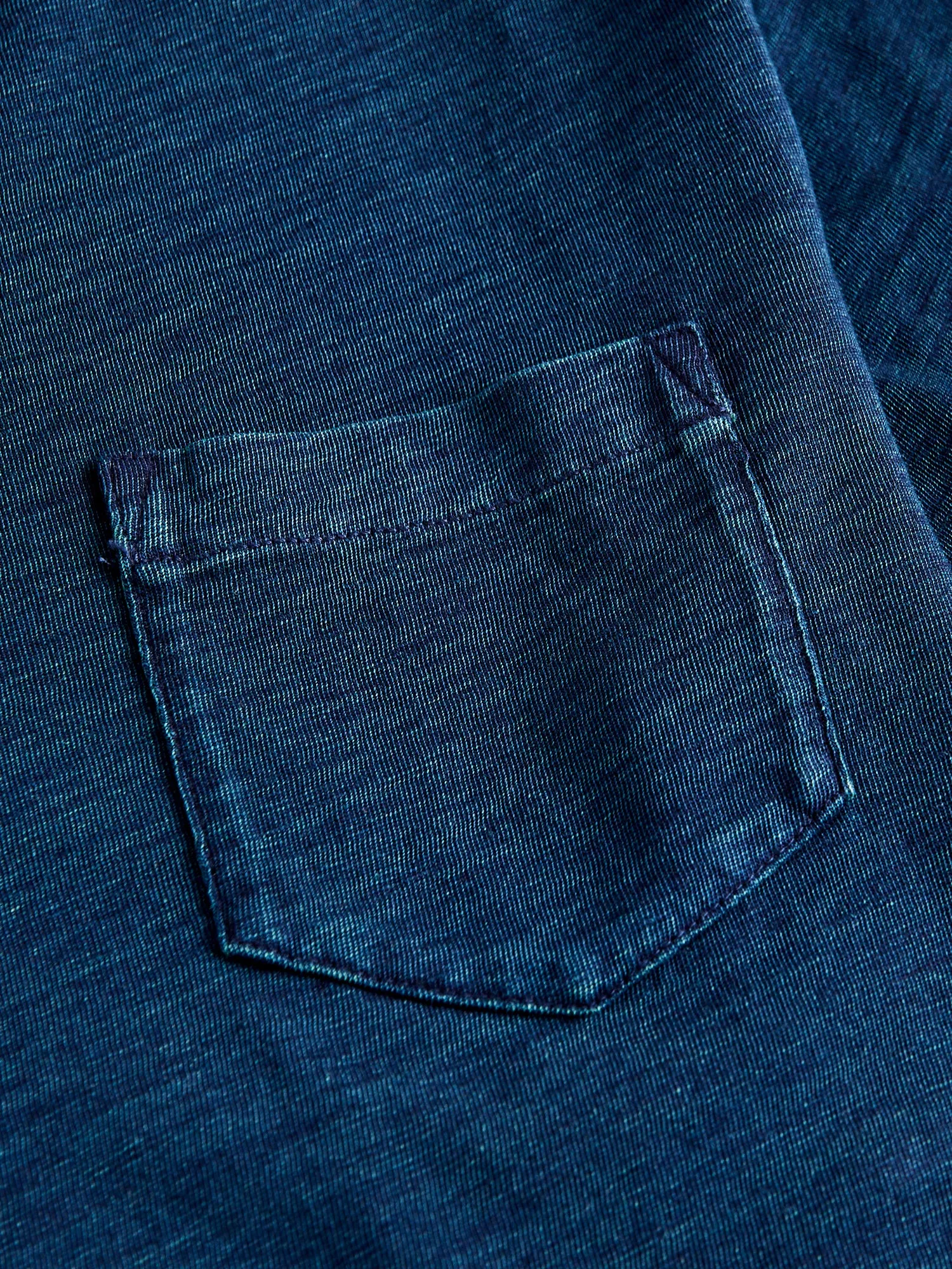 Slub Jersey Pocket T-Shirt in Indigo