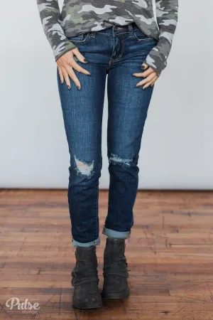 Sneak Peek Boyfriend Jeans - Avery Wash